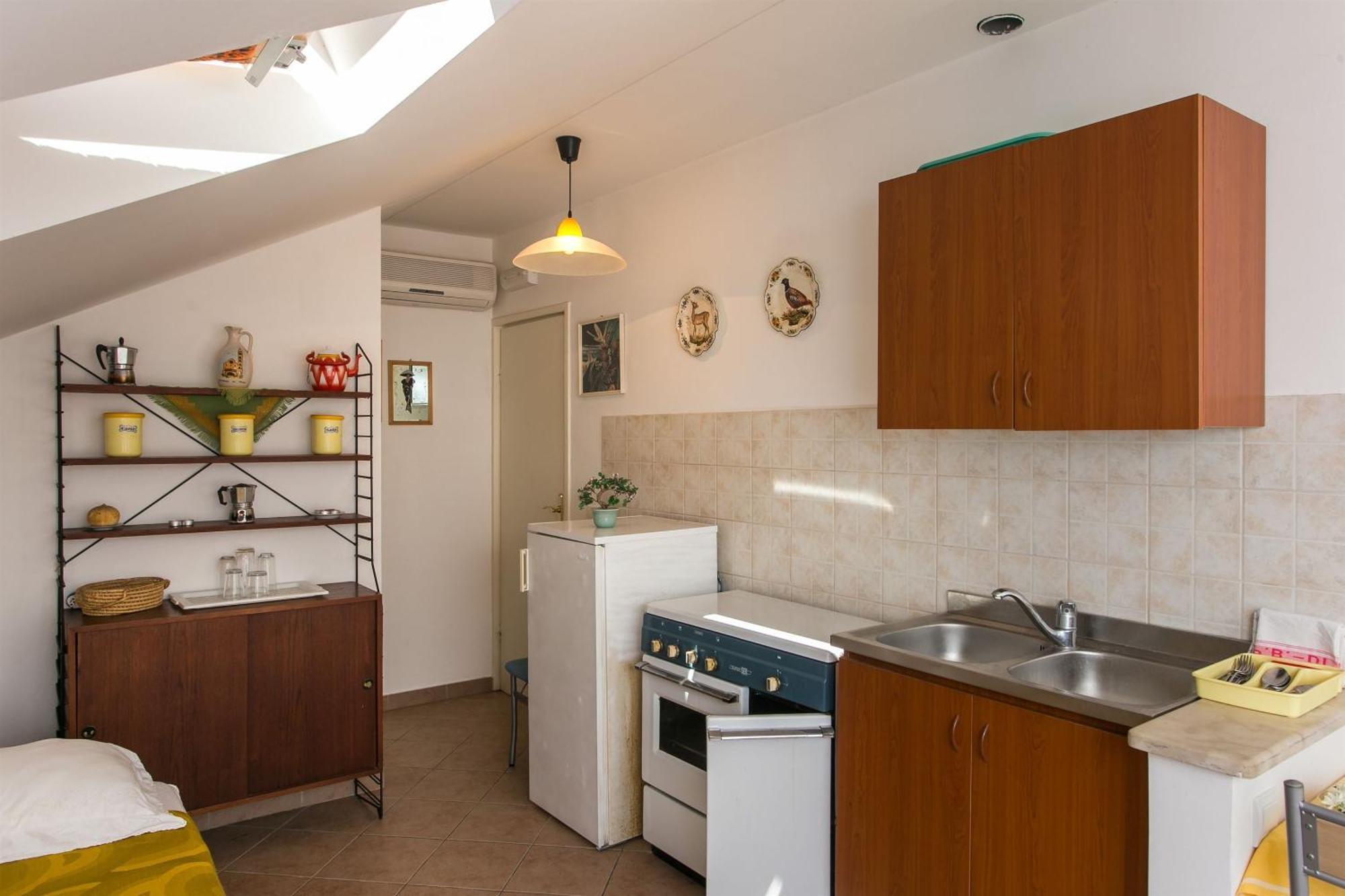 Apartments Marija - 50M From Beach Zaton  Buitenkant foto